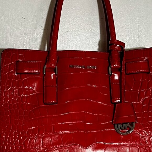 MICHAEL KORS Red Embossed Tote - Picture 4 of 11